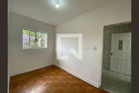 Sala de casa para alugar com 1 quarto, 40m² em Vila Lúcia Elvira, São Paulo