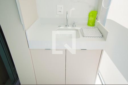 Varanda de kitnet/studio para alugar com 1 quarto, 30m² em Pinheiros, São Paulo