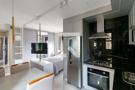 Cozinha de apartamento para alugar com 1 quarto, 48m² em Funcionários, Belo Horizonte