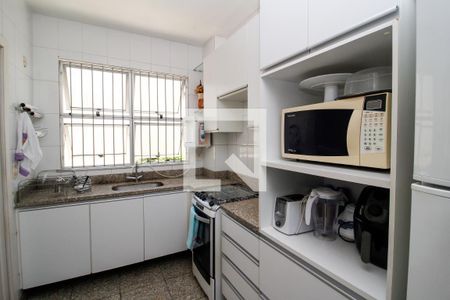 Cozinha de apartamento à venda com 4 quartos, 110m² em Cruzeiro, Belo Horizonte