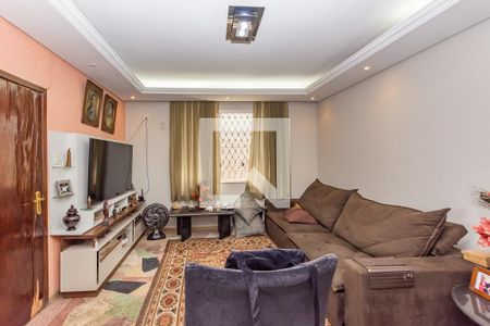 Casa à venda com 250m², 5 quartos e 4 vagasSala 1