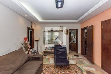 Sala 1 de casa à venda com 5 quartos, 250m² em João Pinheiro, Belo Horizonte