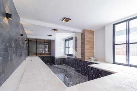 Apartamento à venda com 66m², 2 quartos e 2 vagas Apartamento à venda com 66m², 2 quartos e 2 vagasÁrea comum - Piscina