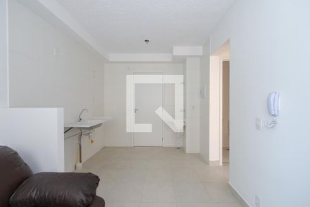 Sala/Cozinha de apartamento para alugar com 2 quartos, 33m² em Vila Socorro, São Paulo