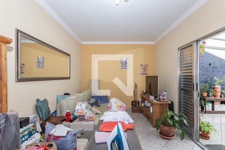 Sala de casa à venda com 3 quartos, 240m² em Vila das Mercês, São Paulo