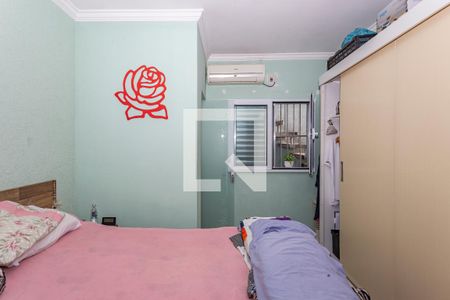 Suite de casa à venda com 3 quartos, 240m² em Vila das Mercês, São Paulo