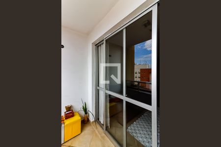 Sacada de apartamento à venda com 3 quartos, 77m² em Parada Inglesa, São Paulo