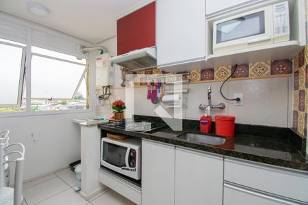 Cozinha de apartamento à venda com 2 quartos, 52m² em Hípica, Porto Alegre