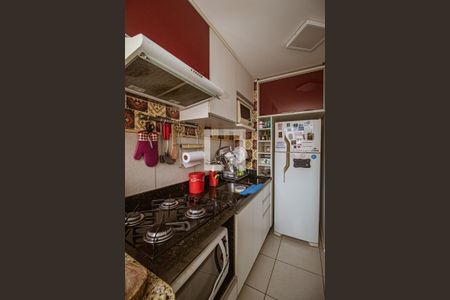 Cozinha de apartamento para alugar com 2 quartos, 52m² em Hípica, Porto Alegre