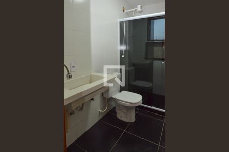 Banheiro da Suíte 1 de apartamento à venda com 2 quartos, 70m² em Vargem Pequena, Rio de Janeiro