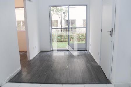 Sala de apartamento à venda com 2 quartos, 57m² em Vila Sabrina, São Paulo