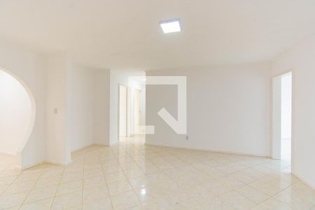 Casa à venda com 180m², 4 quartos e 2 vagasSala