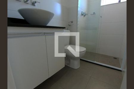 Banheiro de kitnet/studio para alugar com 1 quarto, 39m² em Vila Augusta, Guarulhos