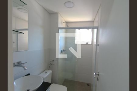 Banheiro de kitnet/studio para alugar com 1 quarto, 39m² em Vila Augusta, Guarulhos