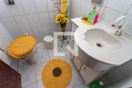 Lavabo  de casa à venda com 3 quartos, 204m² em Taboão, Diadema