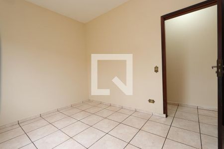 Quarto 1 de casa para alugar com 4 quartos, 160m² em Jardim Iva, São Paulo