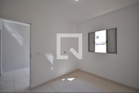 Quarto de casa para alugar com 1 quarto, 35m² em Vila Mazzei, São Paulo