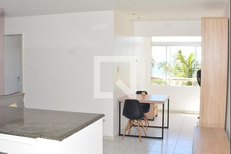 Sala de apartamento para alugar com 2 quartos, 78m² em Costa Azul, Salvador