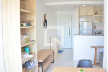 Sala de apartamento para alugar com 2 quartos, 78m² em Costa Azul, Salvador