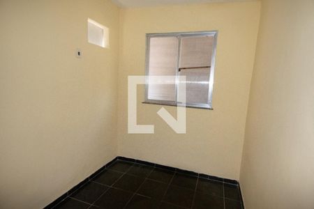 Quarto de casa para alugar com 1 quarto, 75m² em Vila Rosário, Duque de Caxias