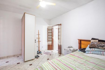 Suíte (Casa 1) de casa à venda com 4 quartos, 341m² em Santo Antônio, Osasco
