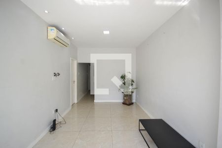 Sala de casa para alugar com 2 quartos, 300m² em Juscelino, Nova Iguaçu