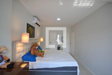 Quarto 1-Suíte de casa para alugar com 2 quartos, 300m² em Juscelino, Nova Iguaçu