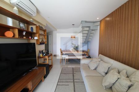 Apartamento à venda com 105m², 2 quartos e 1 vagaSala