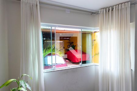 Sala de casa à venda com 3 quartos, 247m² em Vila Lais, São Paulo