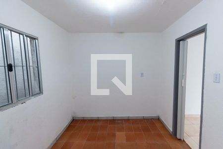 Quarto de casa para alugar com 1 quarto, 60m² em Artur Alvim, São Paulo