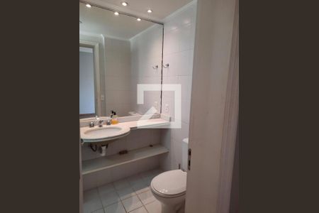 Banheiro 1 de apartamento para alugar com 1 quarto, 38m² em Vila Olímpia, São Paulo