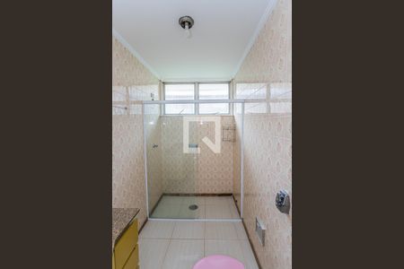 Banheiro suite de casa à venda com 3 quartos, 150m² em Vila Santa Delfina, São Paulo
