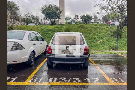 Garagem de apartamento à venda com 2 quartos, 40m² em Jardim Dona Leopoldina, Porto Alegre