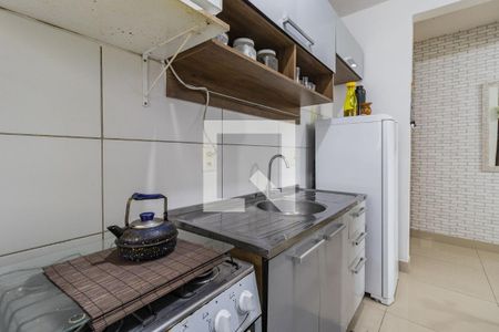 Cozinha de apartamento à venda com 2 quartos, 40m² em Jardim Dona Leopoldina, Porto Alegre