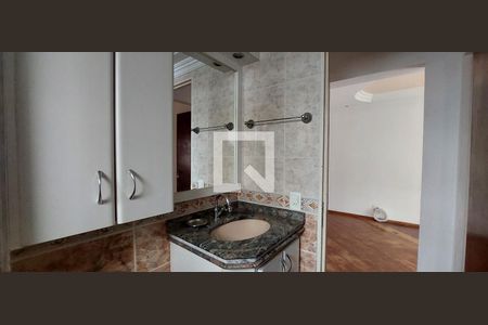 Apartamento à venda com 68m², 2 quartos e 1 vaga Apartamento à venda com 68m², 2 quartos e 1 vagaBanheiro