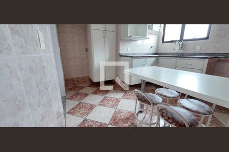 Apartamento à venda com 68m², 2 quartos e 1 vaga Apartamento à venda com 68m², 2 quartos e 1 vagaCozinha