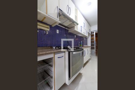 Casa à venda com 322m², 3 quartos e 4 vagas Casa à venda com 322m², 3 quartos e 4 vagasCozinha