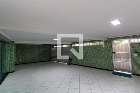 Casa à venda com 322m², 3 quartos e 4 vagas Casa à venda com 322m², 3 quartos e 4 vagasGaragem