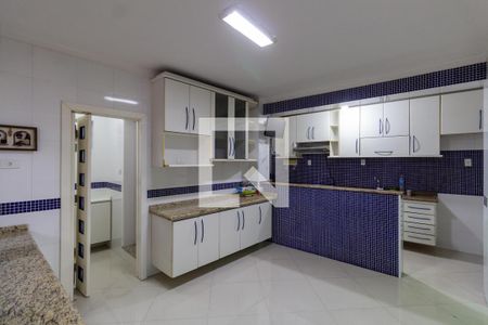 Casa à venda com 322m², 3 quartos e 4 vagas Casa à venda com 322m², 3 quartos e 4 vagasCozinha