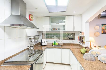 Cozinha de casa à venda com 3 quartos, 350m² em Vila Isabel, Rio de Janeiro