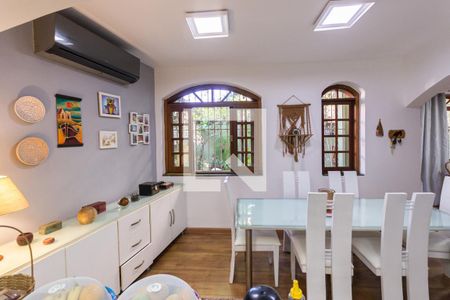 Sala de Jantar de casa à venda com 3 quartos, 350m² em Vila Isabel, Rio de Janeiro