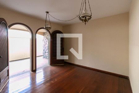 Sala de casa à venda com 4 quartos, 388m² em Santa Lúcia, Belo Horizonte