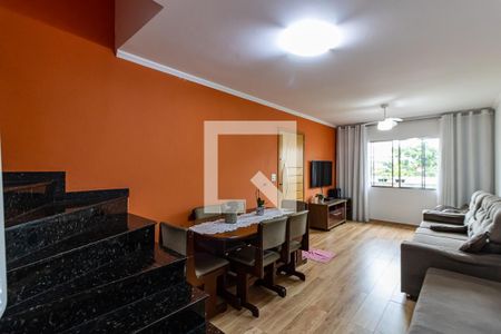 Casa à venda com 260m², 6 quartos e 2 vagasSala