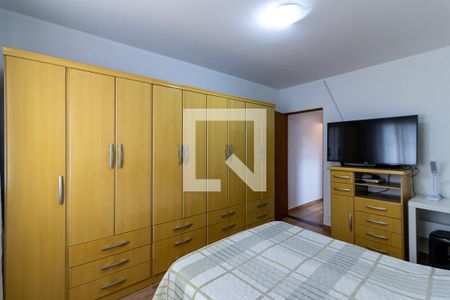 Quarto 1 de casa para alugar com 6 quartos, 260m² em Jardim Primavera, São Paulo