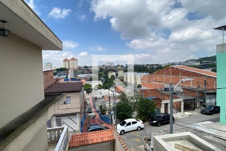 Vista do Quarto 1 de casa para alugar com 2 quartos, 75m² em Vila Engenho Novo, Barueri