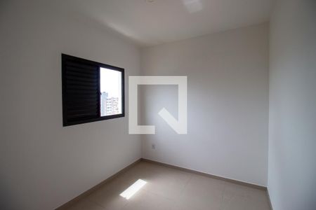 Quarto 1 de apartamento à venda com 2 quartos, 45m² em Itaquera, São Paulo