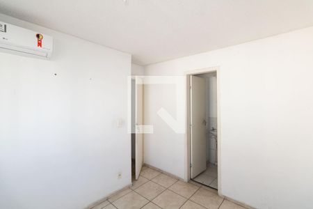 Quarto 2 de apartamento para alugar com 2 quartos, 64m² em Guaratiba, Rio de Janeiro