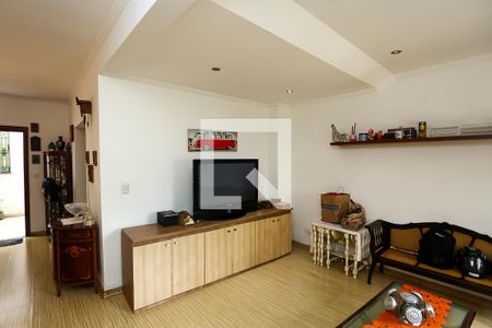 Sala  de casa de condomínio à venda com 4 quartos, 149m² em Jardim Leonor, São Paulo