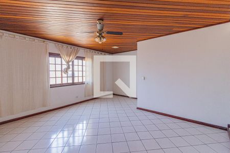 Sala de casa para alugar com 2 quartos, 76m² em Jardim Angela Maria, Carapicuíba