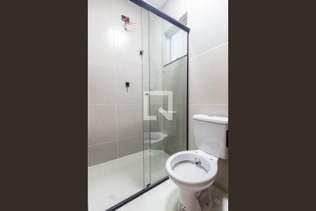 Banheiro de apartamento para alugar com 1 quarto, 30m² em Vila Maria Luisa, São Paulo